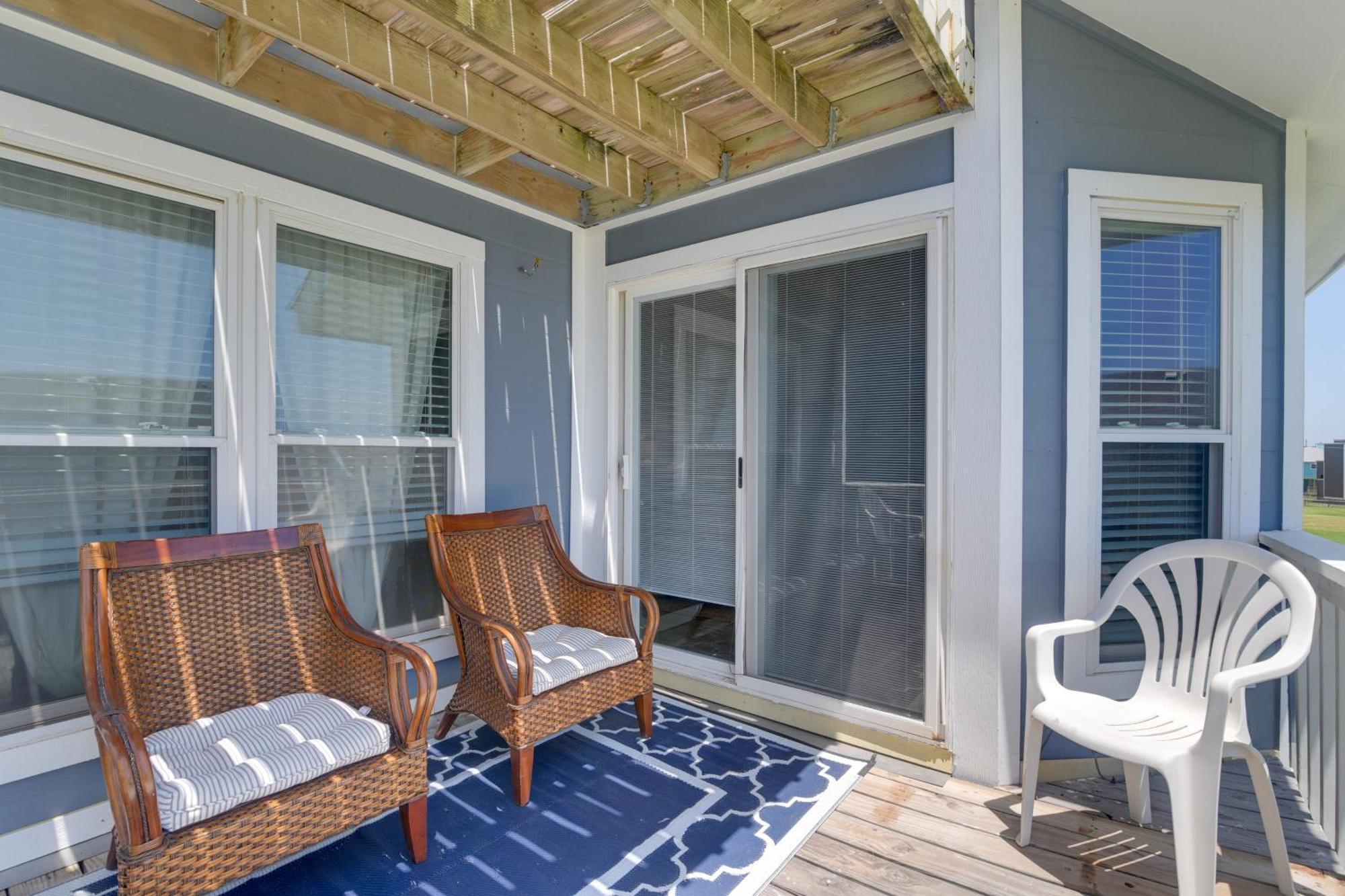 Galveston Townhome With Balconies Walk To Beach! 외부 사진